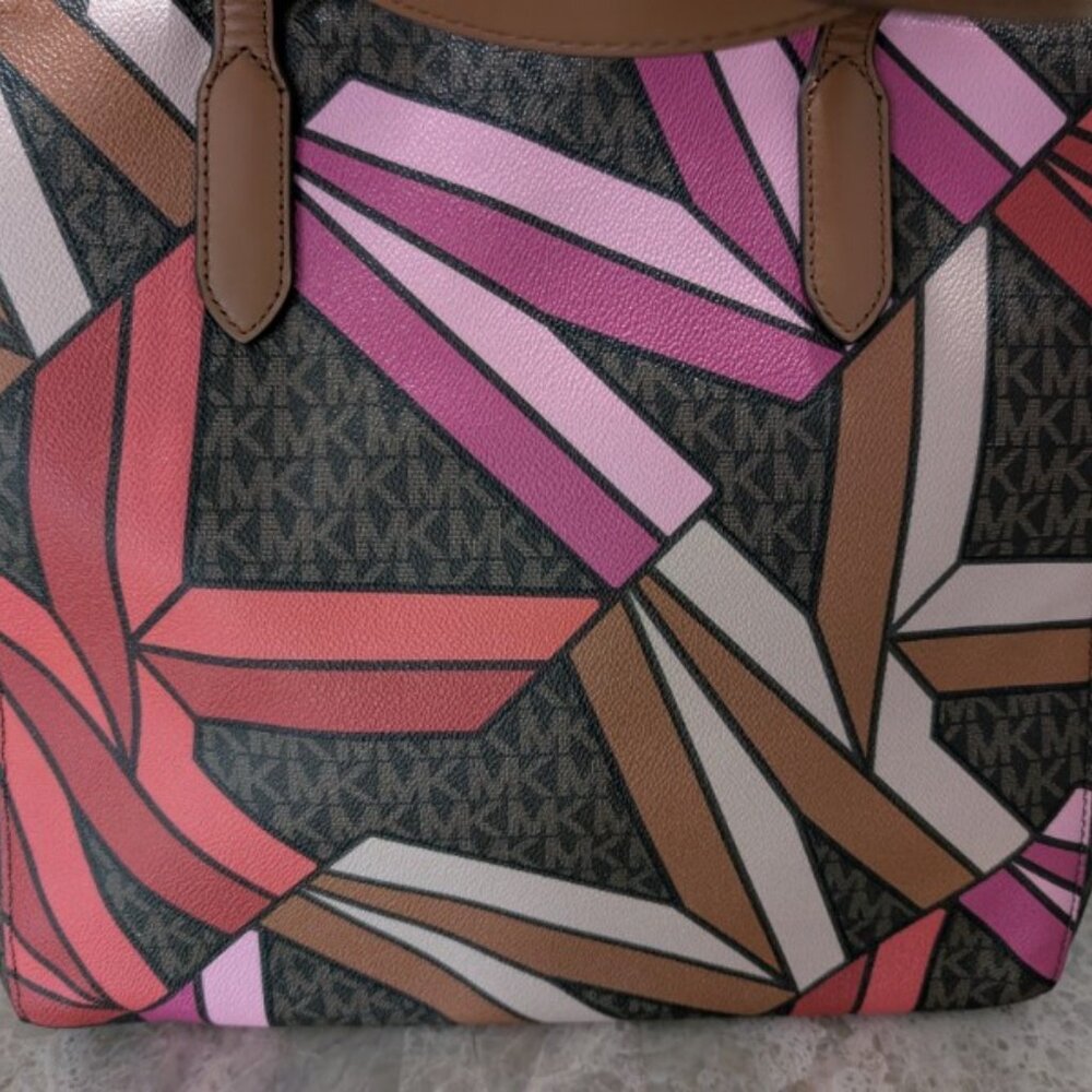 KORS MK Michael Kors Limited Edition Tote-Pristine with All Leather Wallet!
